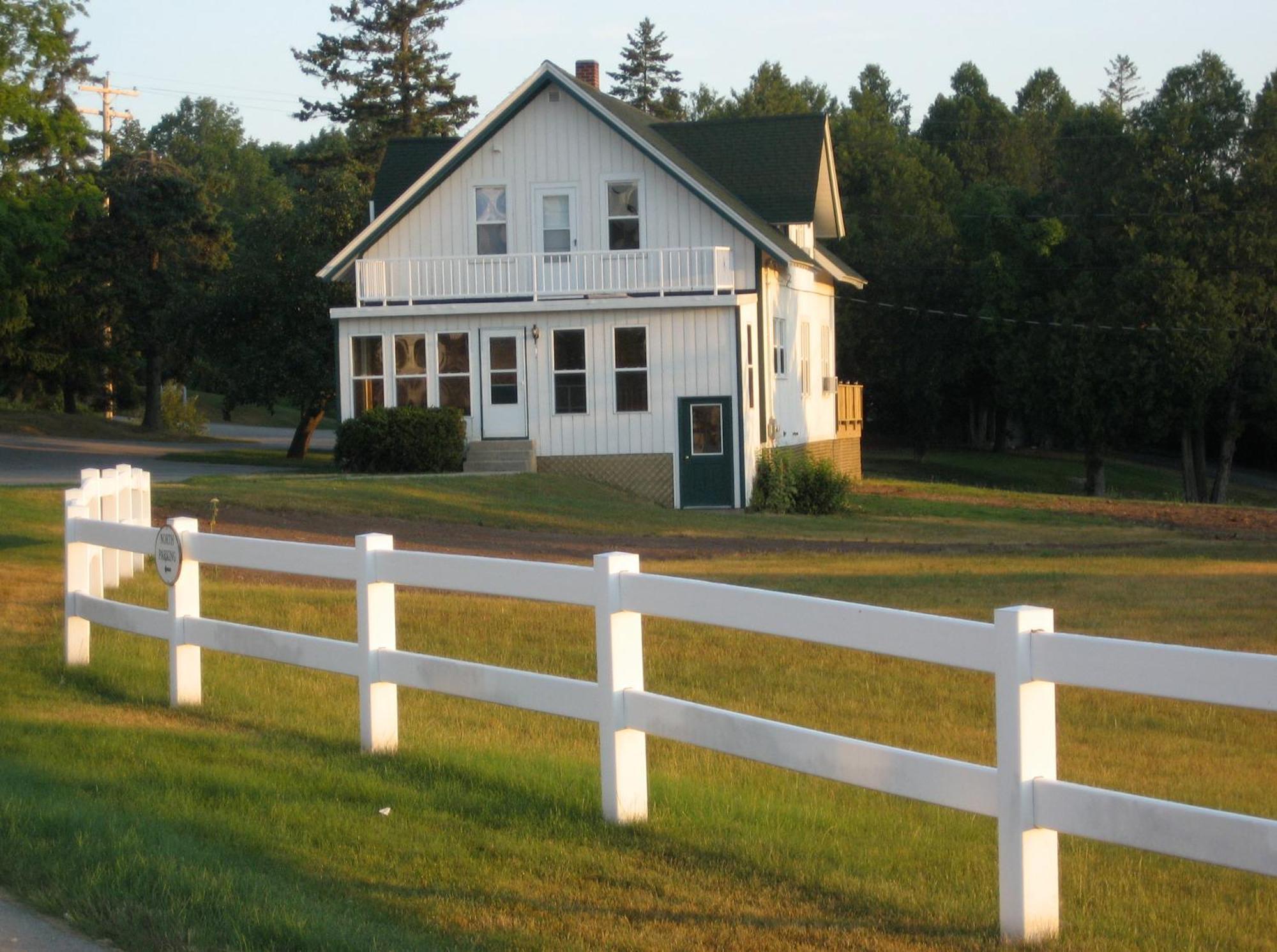 Birchwood Lodge Sister Bay Eksteriør billede